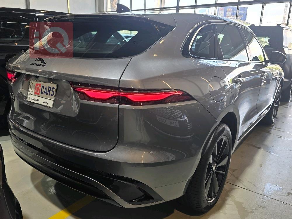 جاگوار F-Pace